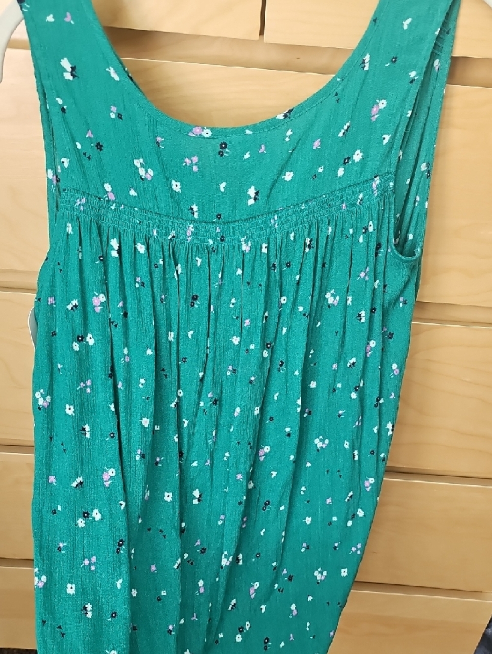 Isabel Maternity by Ingrid & Isabel Teal Floral Sleeveless Maternity Tank - Picture 4 of 7